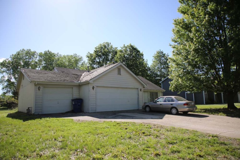 Real Estate Listings Flory and Associates Realty and Auctions, Baldwin City, KS