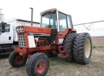 International 1486 Tractor