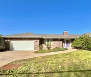 621 Countryclub Terr