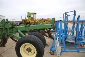 IMGL9953_East1-300x200